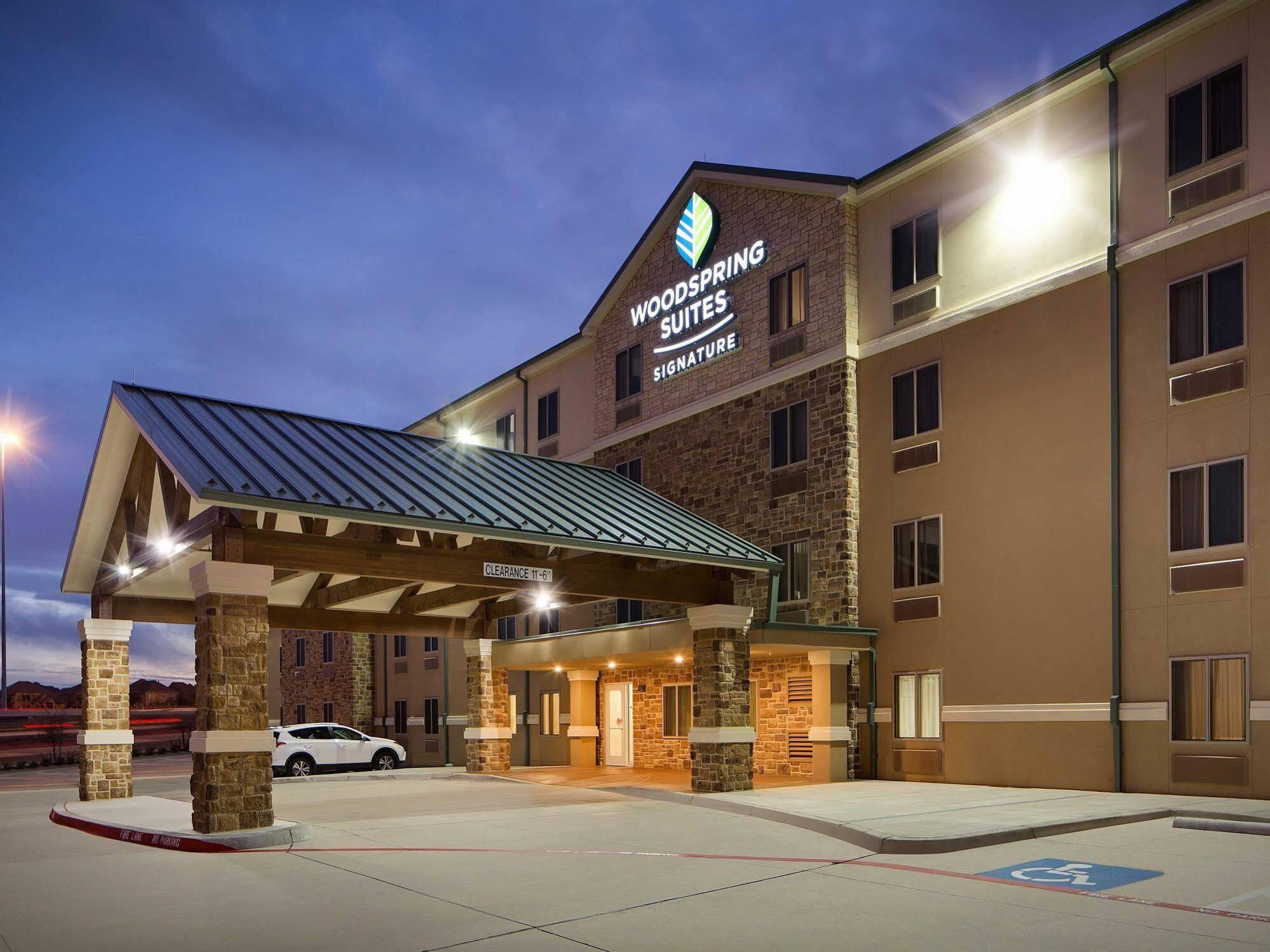 Woodspring Suites Las Colinas - Northwest Dallas Irving Bagian luar foto